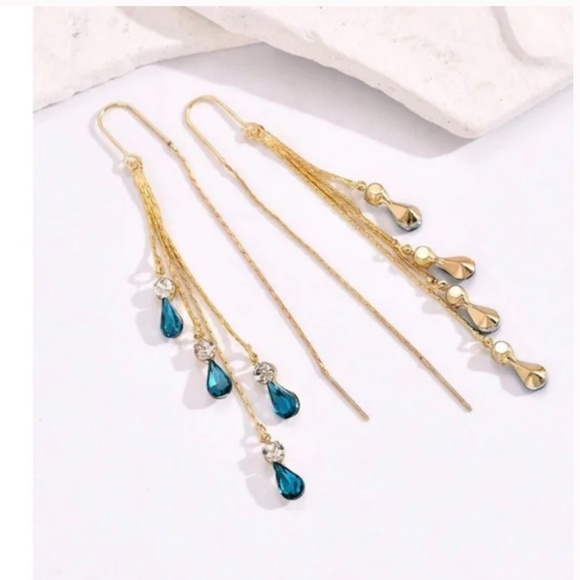 ✨FREE Rain Drop Rhinestone Tiered Chic Glam Elegant Classy Modern Party Earrings - Picture 2 of 4